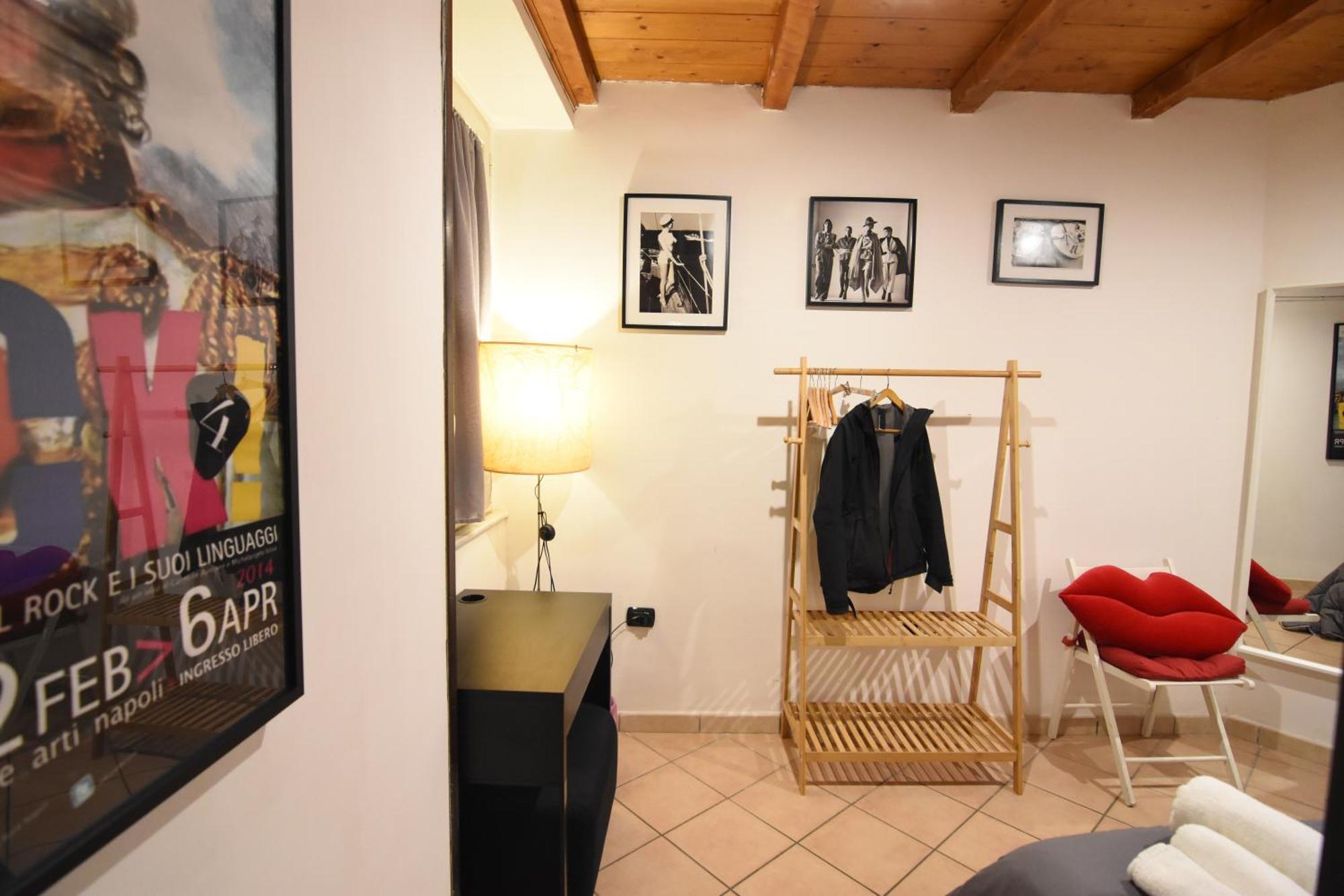 NaplEssence Guest House Extérieur photo